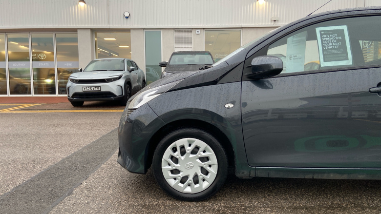 Toyota Aygo 1.0 VVT-i X-Play 5dr Petrol Hatchback